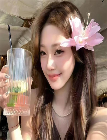 今晚开赞吧不同导演版本比较：艺术风格差异分析，卫视热播